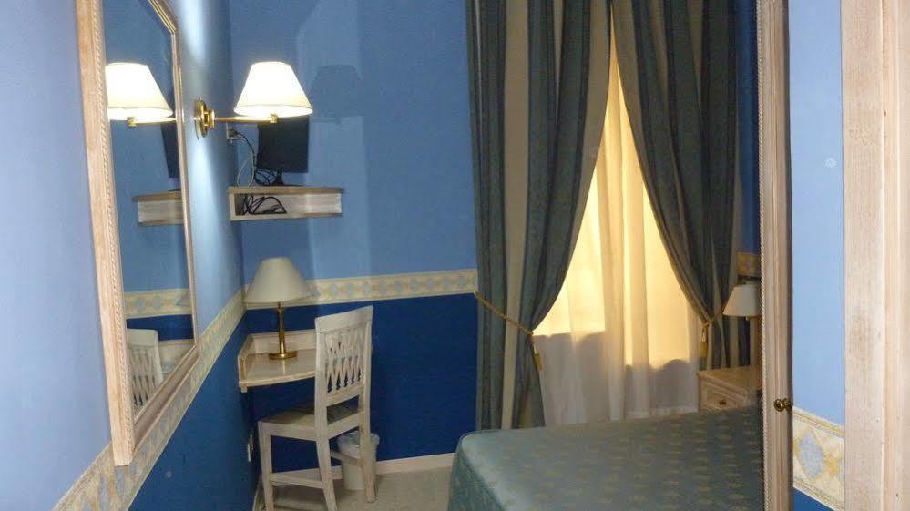 Piccolo Imperiale Couette-café Rome